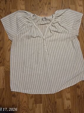 Women's Heroes & Dreamers Tunic Top